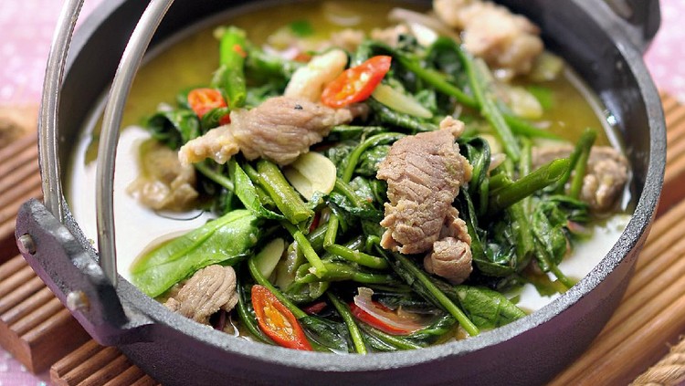 Kangkung Hot Plate