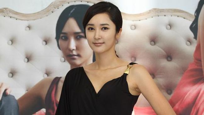 Semasa hidup, Bo-kyung telah membintangi sejumlah judul serial drama Korea hingga film sejak 1995.
