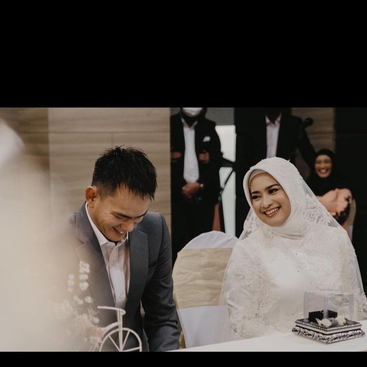 <p>Ikke Nurjanah baru saja melangsungkan pernikahannya dengan Karlie Fu. (Foto: Instagram @karliefu_)</p>