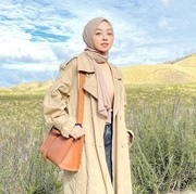 Tampil Baru Setiap Hari dengan 5 Outer Keren ala Korean Style Buat Hijabers