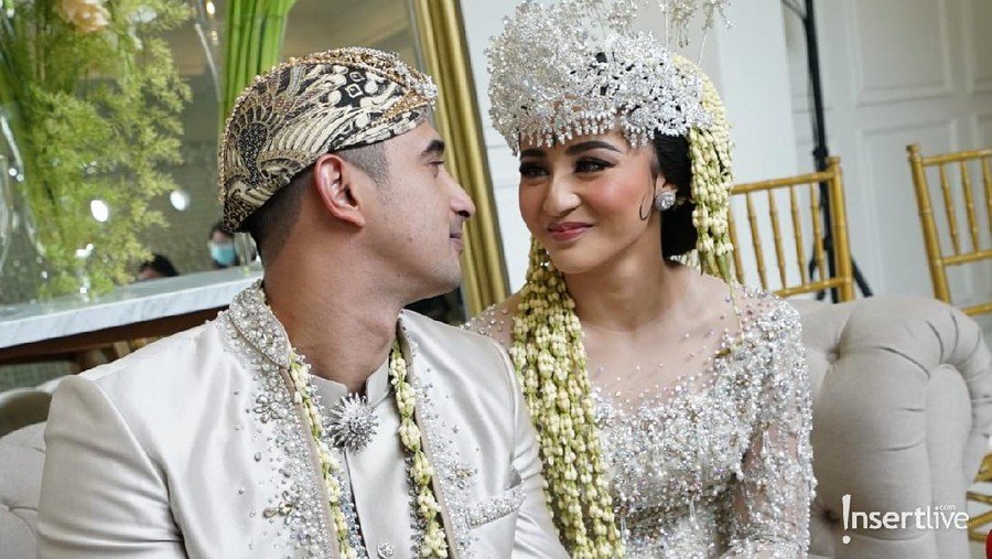 Ali Syakieb dan Margin Rencana Bulan Madu Sambil Umrah