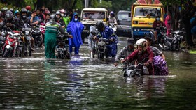 Banjir Semarang, Warga Perumahan Anjasmoro Dievakuasi