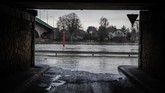 FOTO: Prancis Diterjang Banjir Terparah dalam Empat Dekade Prancis diterjang salah satu banjir yang disebut-sebut paling parah dalam empat dekade belakangan.