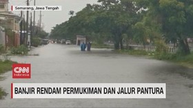 VIDEO: Banjir Rendam Permukiman dan Jalur Pantura Semarang
