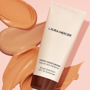 8 Tinted Moisturizer yang Bikin Kulit Dewy dan Flawless