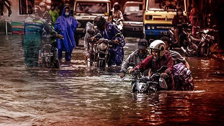 Semarang Dikepung Banjir
