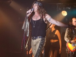 Sinopsis Film Gun Shy: Aksi Heroik Antonio Banderas Jadi Rocker