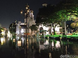PLN Mulai Nyalakan Listrik di Daerah Terdampak Banjir di Semarang