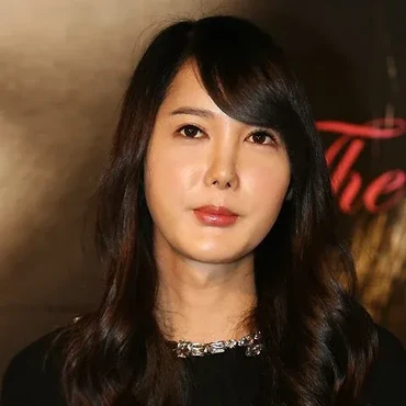 Sekarang Cantik Dulu Jantan, 5 Seleb Korea Ini Pilih Jadi Transgender