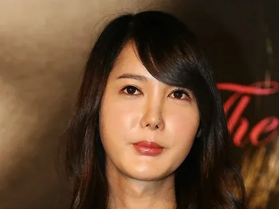 Sekarang Cantik Dulu Jantan, 5 Seleb Korea Ini Pilih Jadi Transgender