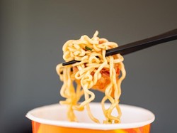 Nasi dan Mie Instan Jadi Makanan yang Paling Sering Dimakan Tapi Tak Bikin Bosan
