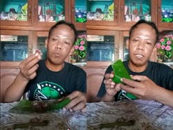 Kocak! Pria Ini Review Jajanan Tradisional Pakai Logat Jawa Medok