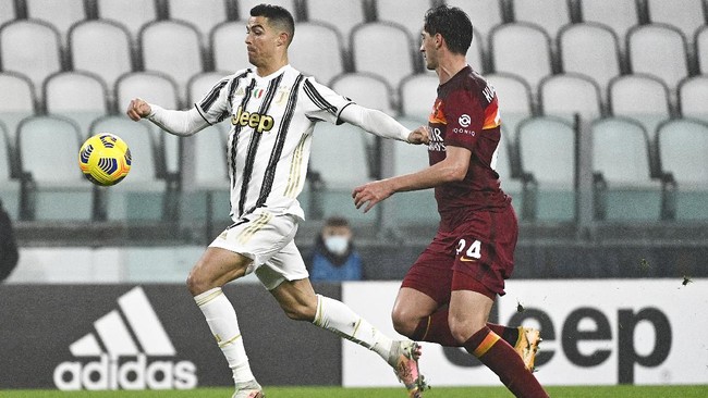 Cristiano Ronaldo ikut menyumbang satu gol saat Juventus menang 2-0 atas AS Roma pada lanjutan Liga Italia di Stadion Allianz.