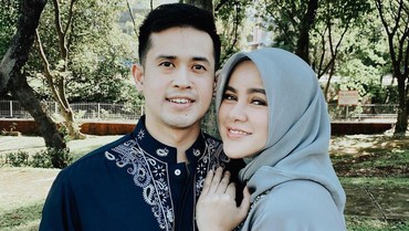 img-title Ibunda Aufar Pastikan Rumah Tangga Anaknya & Olla Ramlan Baik-baik Saja