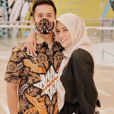 Diisukan Ada Masalah, Ini Kesaksian Penjaga Rumah Olla Ramlan & Aufar