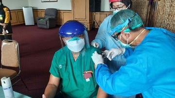 PROTEKSI LEBIH BAGI NAKES DARI COVID-19 VARIAN DELTA