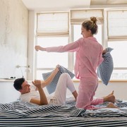 Bukan Berarti Tidak Sayang, Ada Tanda Tidak Romantis Bahwa Pasangan Bisa Menjadi Jodoh Kita