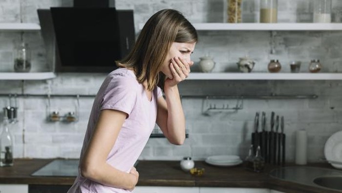 Bukan Tanpa Alasan! Inilah 5 Hal yang Membuat Kamu Merasa Mual