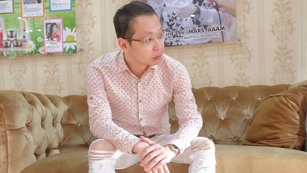 Richard Lee Tak Ditahan, Dipulangkan Tengah Malam Usai Ngeluh Sakit