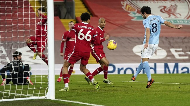 Ilkay Gundogan menjadi sosok from zero to hero di laga Liverpool vs Manchester City, Minggu (7/2) waktu setempat.