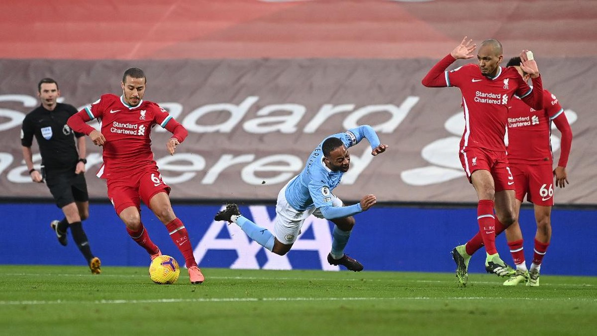 FOTO: Blunder Berujung Liverpool Dibantai Man City