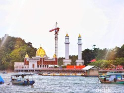 Mengenal Masjid Terapung di Painan Sumbar yang Sempat Viral