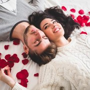 Menurut Astrolog, 4 Zodiak Ini Akan Memiliki Hari Valentine Paling Beruntung