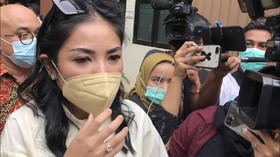 Blak-blakan Nindy Ayunda soal Hubungannya dengan Dito Mahendra