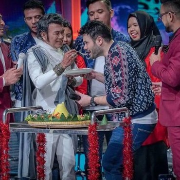 Ridho Rhoma Diam-diam Nikahi Gadis Cantik