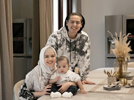 7 Potret Rumah Baru Cut Meyriska dan Roger Danuarta, Elegan dan Mewah