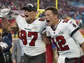 FOTO: Tom Brady Bawa Buccaneers Juara Super Bowl 2021