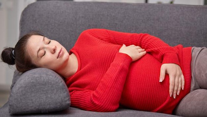 Kualitas Tidur Menurun saat Masa Kehamilan? Yuk, Coba Atasi dengan 5 Cara Mudah Ini!