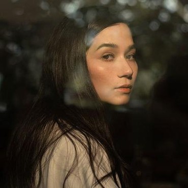 Lirik Lagu ENVY - Violette Wautier