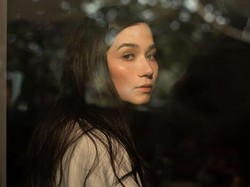 Lirik Lagu ENVY - Violette Wautier