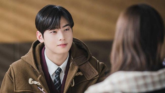 Meski masih muda, aktor drama Korea True Beauty, Cha Eun-woo sudah tidak sabar untuk segera membangun rumah tangga.