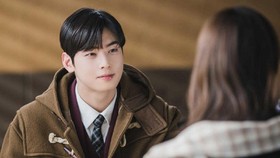 Cha Eun-woo Tersipu Baca Surat Cinta untuk Calon Istri