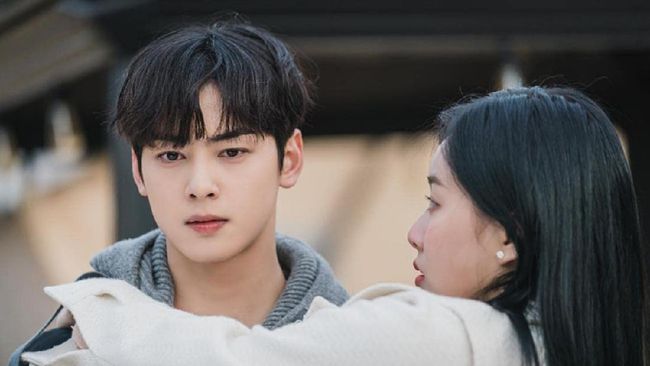 Dari Moon Ga Young hingga Cha Eun Woo, Simak Gaya Artis Korea di