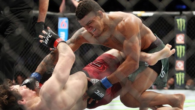 Gilbert Burns memastikan tidak ada orang yang masih terbawa perasaan dengan Kamaru Usman di kubunya jelang laga UFC 258.