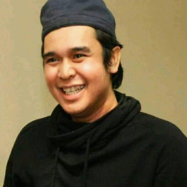 Seorang Netizen Bongkar Aksi Mendiang Olga Syahputra yang Bikin Tersentuh