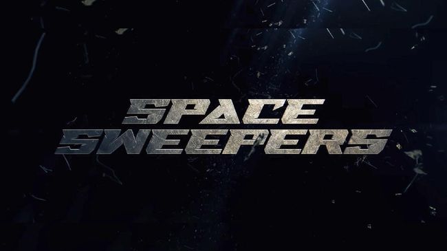 Nama Irwan Cahya Kusuma melambung usai Space Sweepers tayang. Bukan karena jadi bintang, tapi Irwan membuat huruf untuk poster film Song Joong-ki itu.