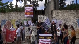 VIDEO: 1,5 Juta Siswa Dipaksa Kembali Bersekolah