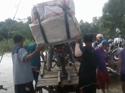 Subang Banjir, Tukang Gerobak Laris Manis
