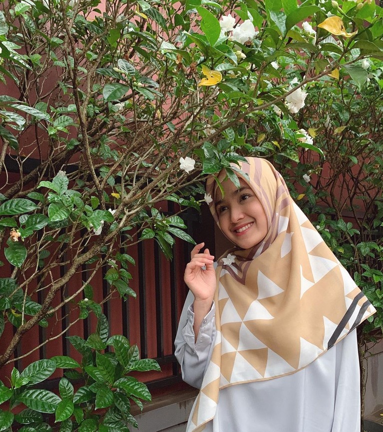 Cut Syifa Cut Syifa