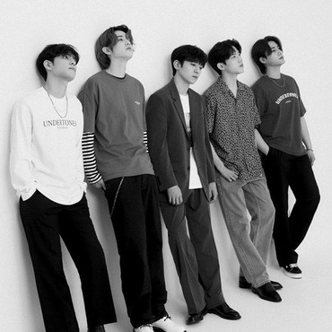 Fans Kesal DAY6 Didiskriminasi, Pihak JYP Entertainment Bungkam