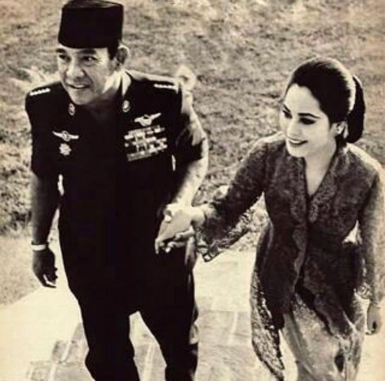 Dewi Soekarno Dewi Soekarno