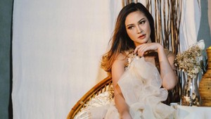 Ini Gabriella Larasati yang Bikin Pikiran Cowok Tak Karuan - Foto 1