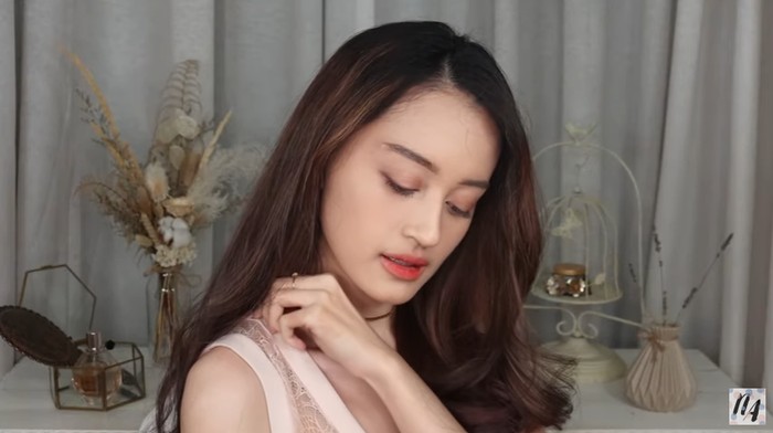 Ingin Tampil ala Shim Su Ryeon 