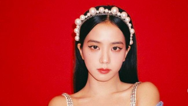 Rumor liar Jisoo BLACKPINK dan Son Heung-min berkencan kembali muncul setelah keduanya tiba di Korea Selatan dari Prancis pada hari yang sama. 