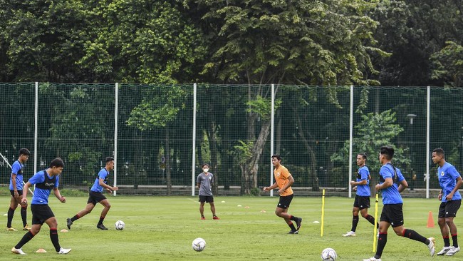 Shin Tae Yong menyatakan Timnas Indonesia yang saat ini sedang menjalani pemusatan latihan belum memenuhi karakter seperti ia inginkan.