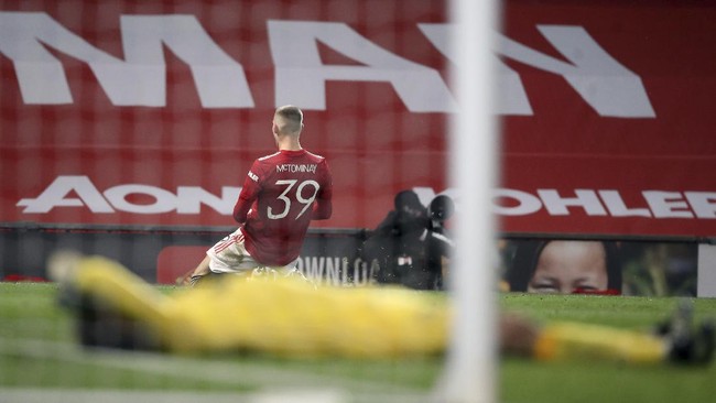 Gol tunggal Scott McTominay ke gawang West Ham United di babak perpanjangan waktu sukses mengantar Manchester United lolos ke perempat final Piala FA.